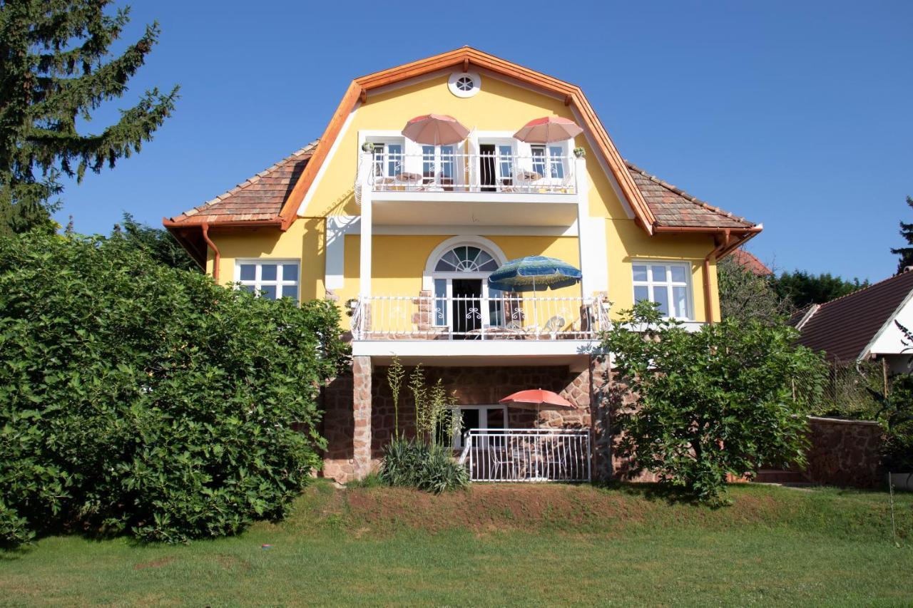 Gyoengyoem Apartman Balatonalmádi Zewnętrze zdjęcie