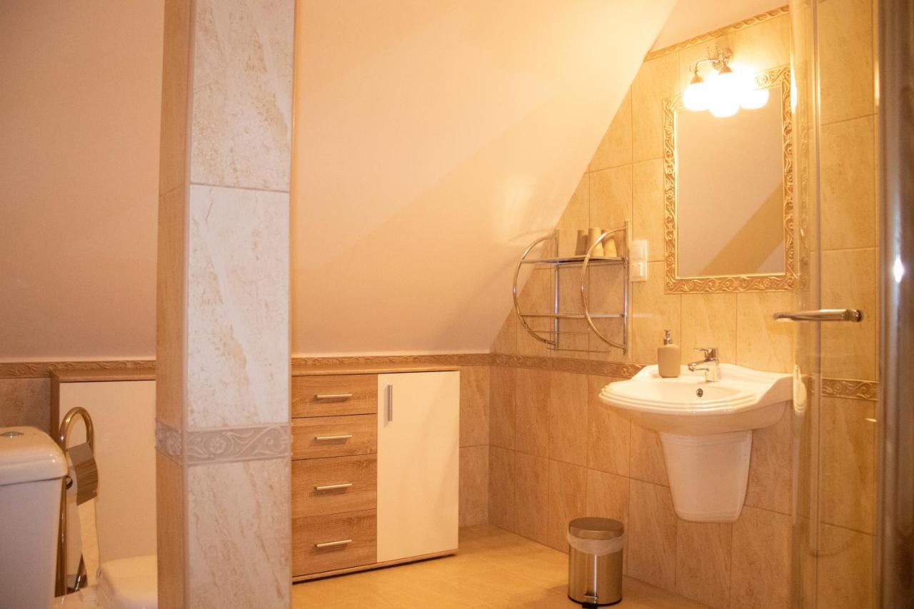 Gyoengyoem Apartman Balatonalmádi Zewnętrze zdjęcie